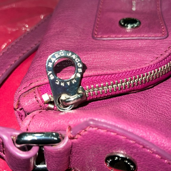 MARC JACOBS CLASSIC NATASHA CROSSBODY - Picture 9 of 12